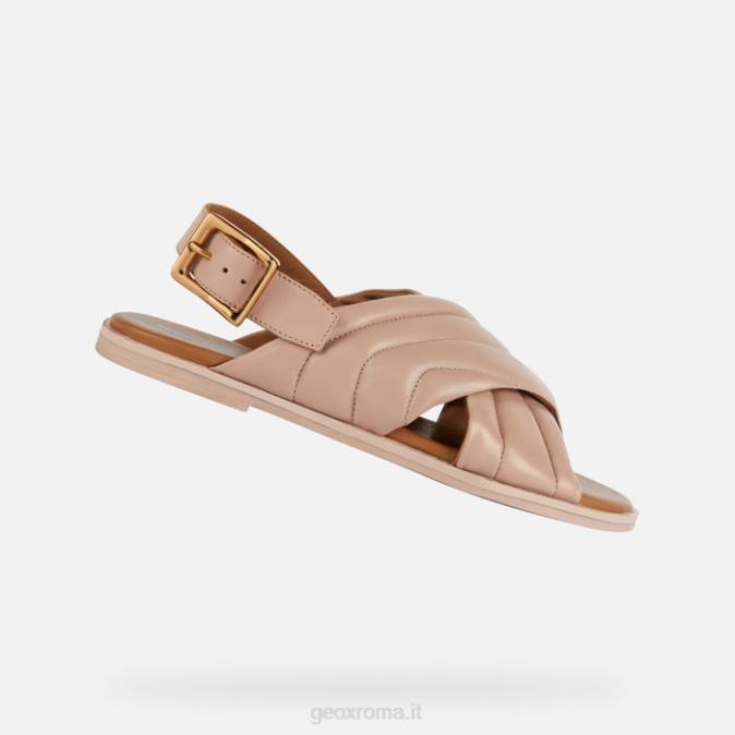 donna chiodata FX0W135 nudo Geox