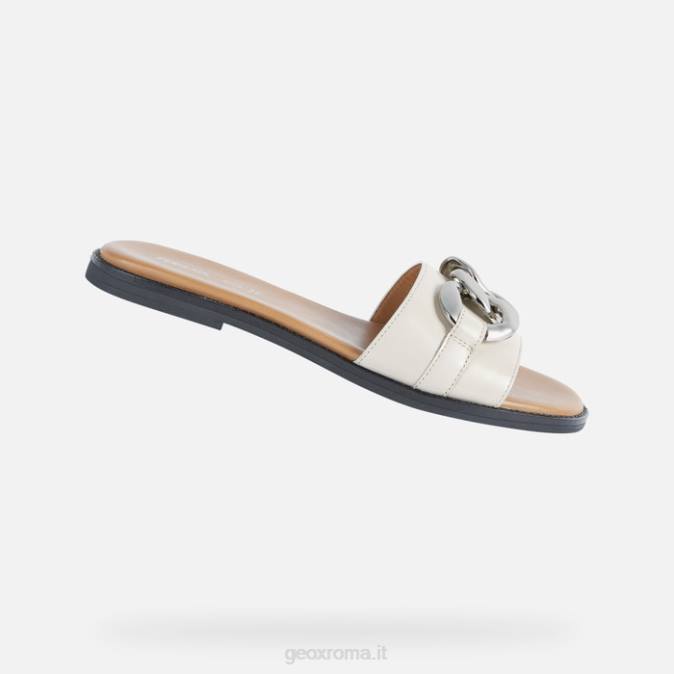 donna chiodata FX0W367 crema Geox