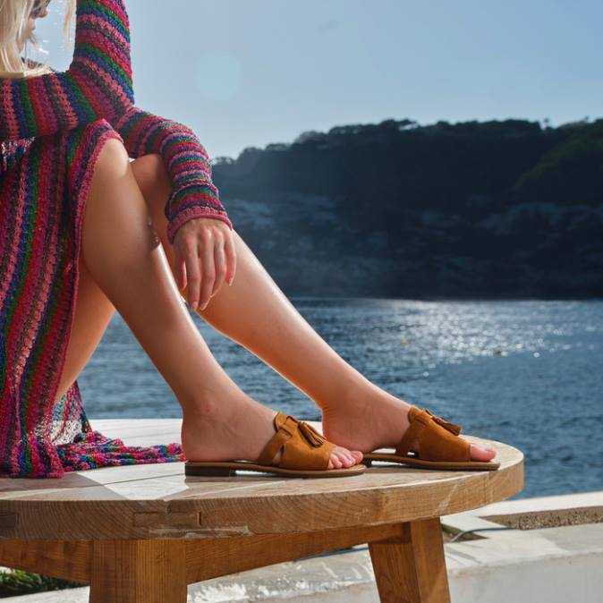 la donna di sozy FX0W228 mostarda Geox