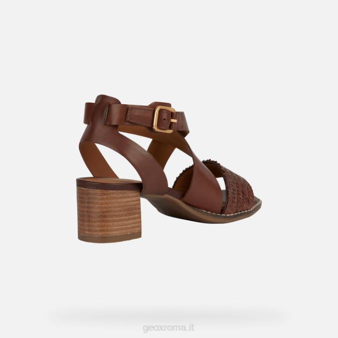 mezza donna sozy FX0W137 marrone Geox