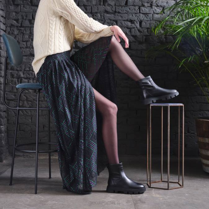 donna vigliacca FX0W256 nero Geox