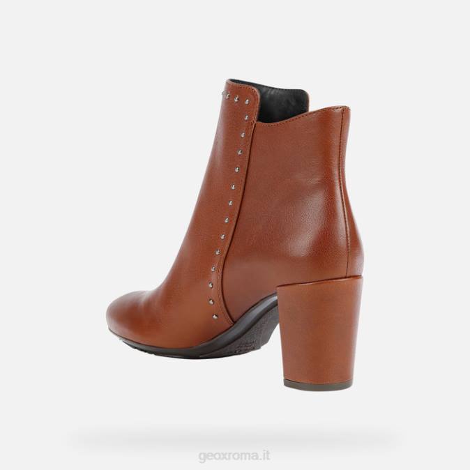 losia donna FX0W215 marrone Geox