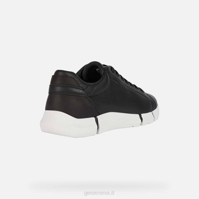 un uomo d'affari FX0W1825 nero Geox