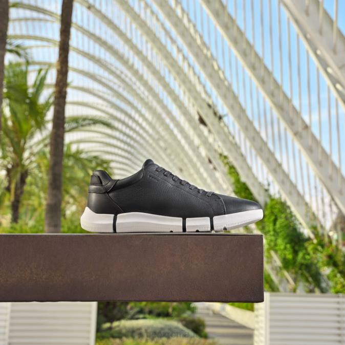 un uomo d'affari FX0W1825 nero Geox