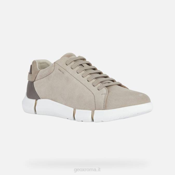 un uomo d'affari FX0W647 sabbia Geox