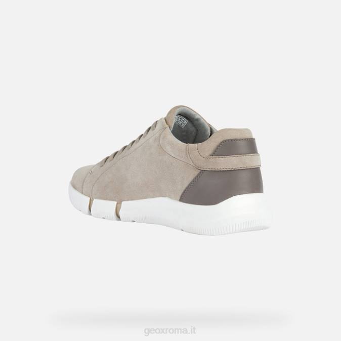 un uomo d'affari FX0W647 sabbia Geox